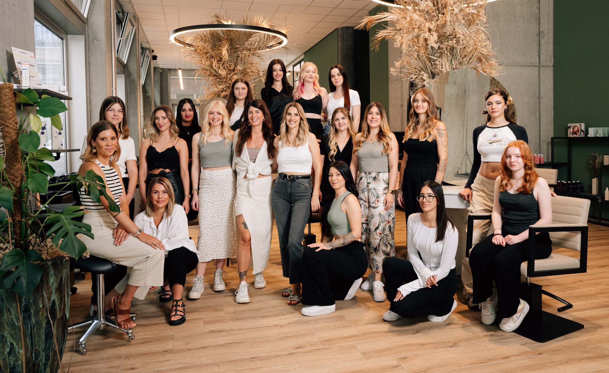 Porträt – Meraki HairDesign: Über Mitarbeiter und Auszubildende
